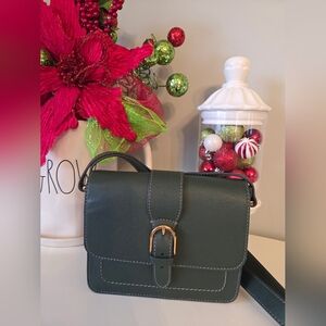 BRAND NEW W TAGS Fossil Green with Gold Buckle Zoey Zoey Leather Flap Crossbody